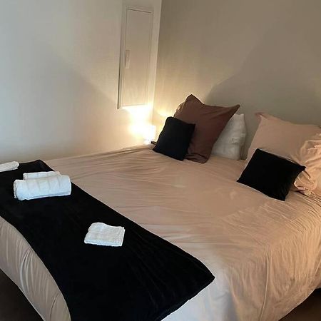 Logement Entier 33 M2 A Pau Buitenkant foto